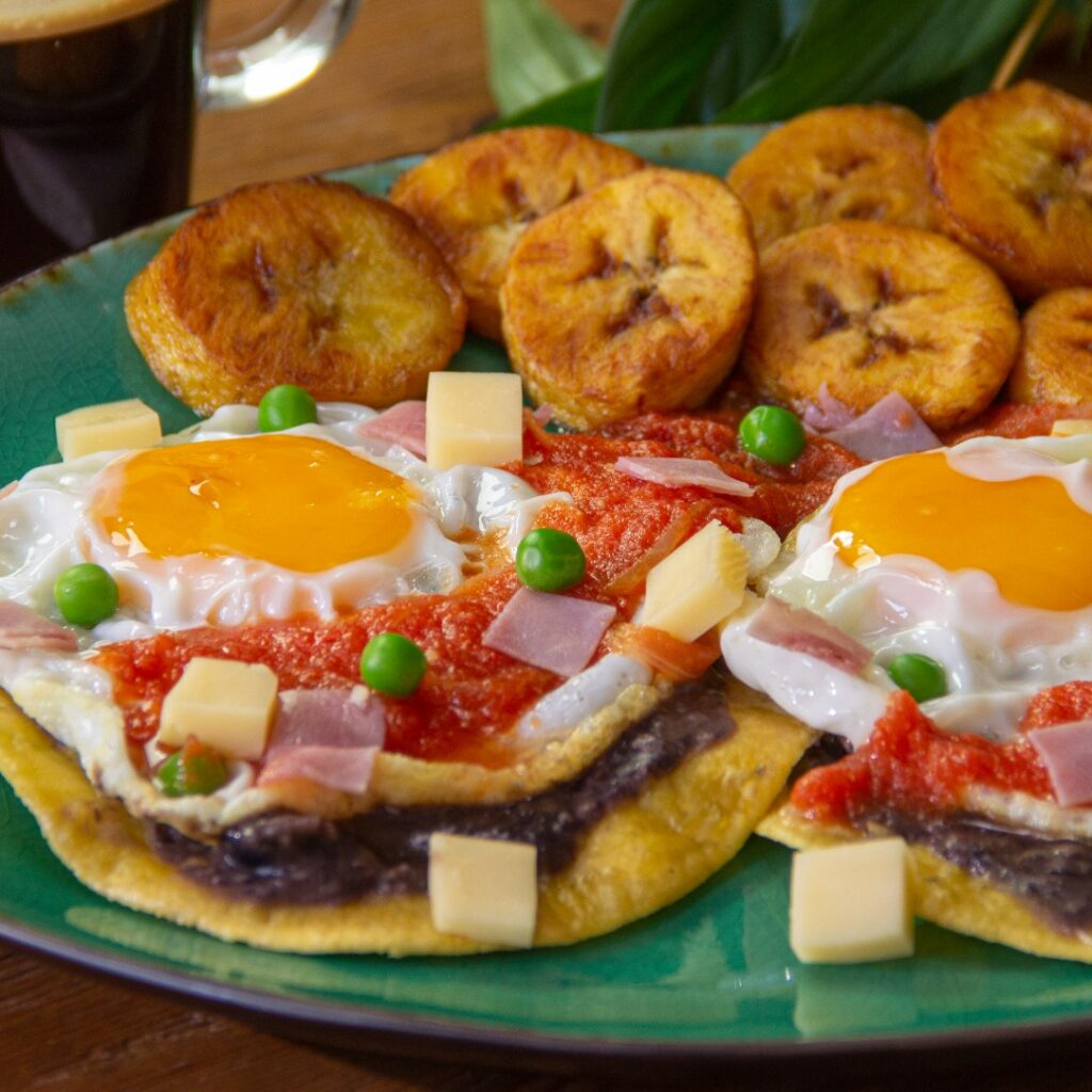 desayuno en merida tradicional huevos motuleños